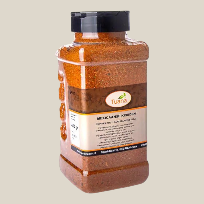 TuanaShop BV Mexicaanse kip kruiden in een vierkante kunststof pot met een zwarte dop en etiket met ingrediënten.