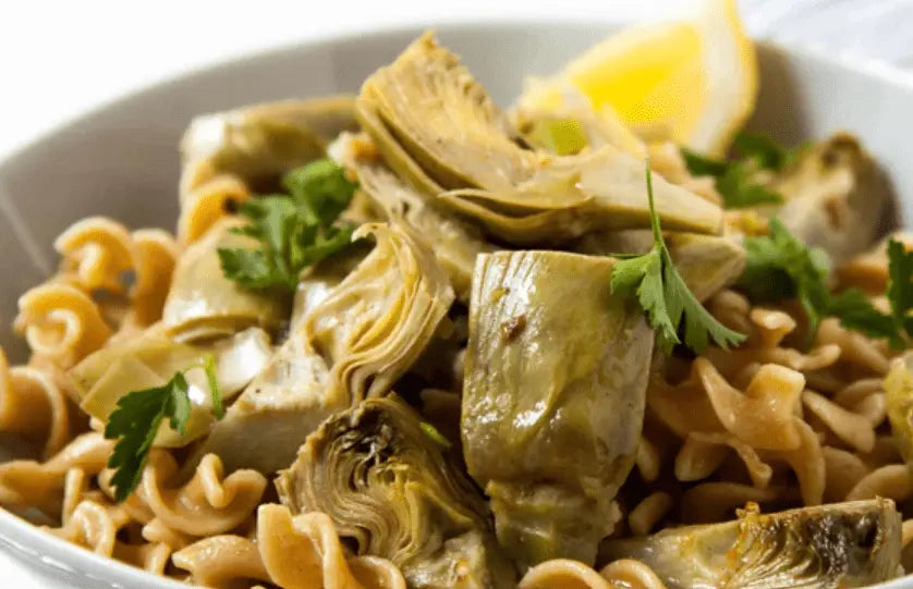 Pastasalade met artisjok en olijven
