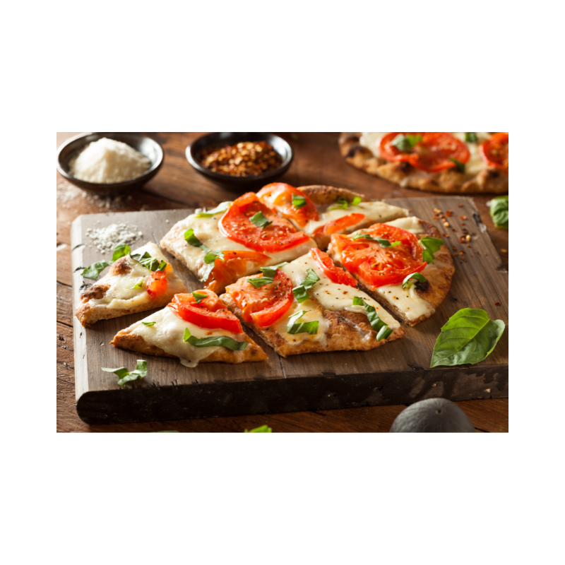 Zwarte Knoflook Flatbread Met Opgeklopte Ricotta