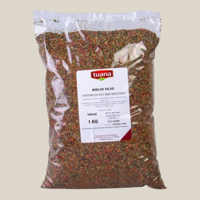 TuanaShop BV Aglio Olio Peperoncino kruidenmix in een transparante 1 kg verpakking met knoflook, chili en kruiden.